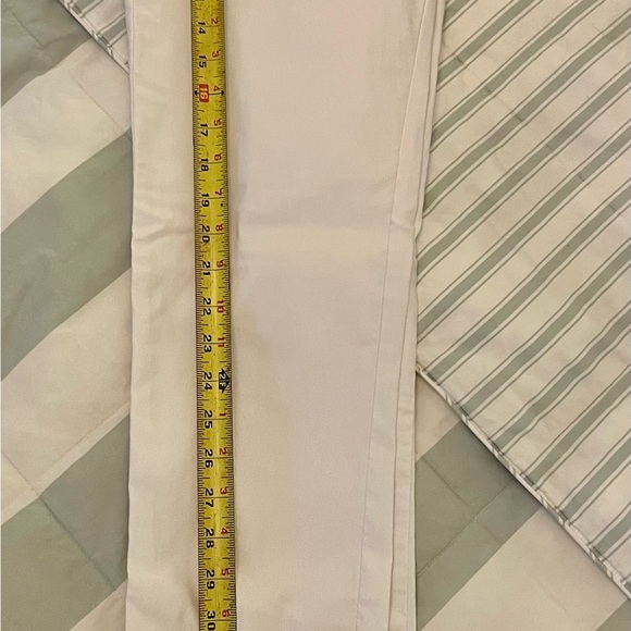 Lisset - Picture 5 of 5